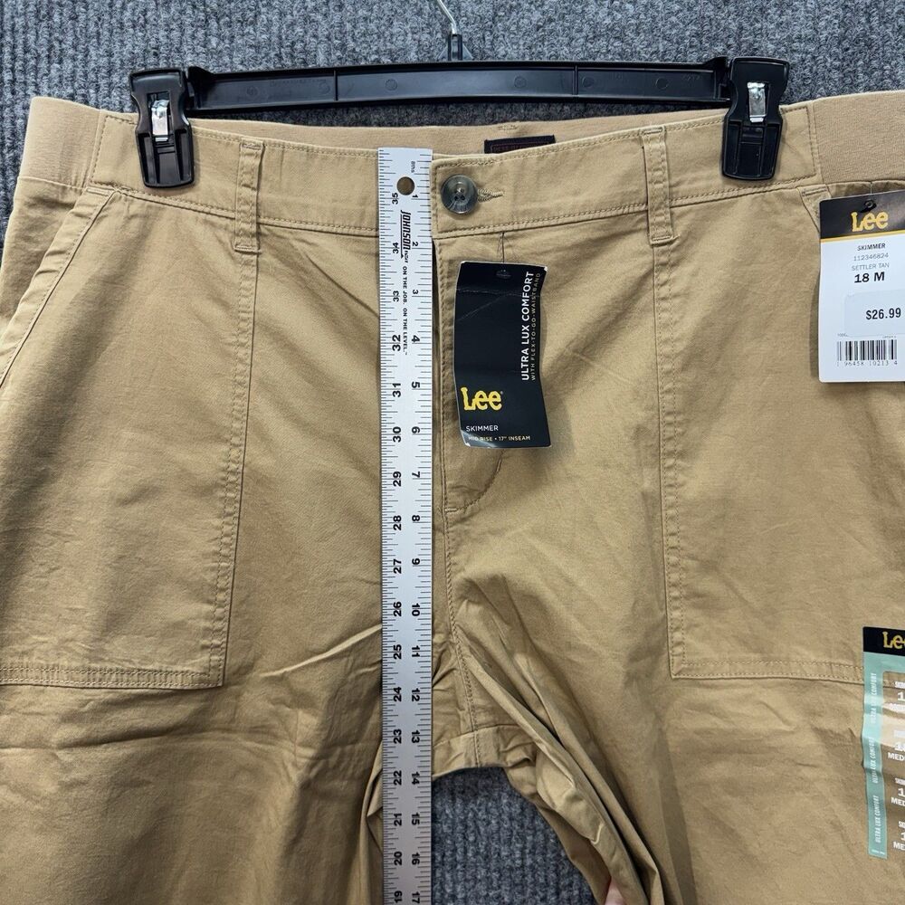 Lee Skimmer Capri Shorts Womens 18 Khaki Tan Ultra Lux Comfort Flex Mid Rise NEW - Picture 6 of 8